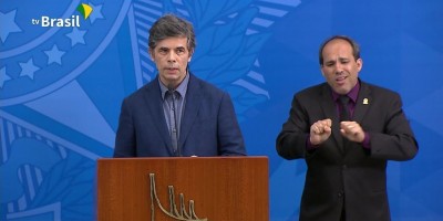 Bolsonaro anuncia Nelson Teich como novo Ministro da Saúde