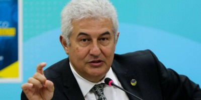 Além da cloroquina e hidroxicloroquina, Saúde aprova medicamento Annita para testes...