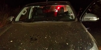Troca de tiros destrói caminhonete que ladrões queriam roubar em fazenda de RO