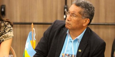 Seduc anuncia que aulas continuarão suspensas por aumento nos casos de Coronavírus