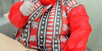 Para proteger filha que trabalha no combate à Covid-19 no AC, costureira cria...