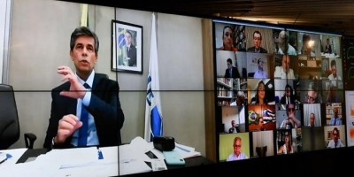 Nelson Teich diz que pico de casos do Covid-19 é imprevisível e que segunda onda de...