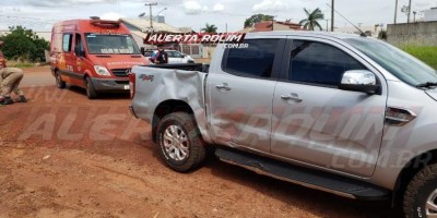 Motociclista fratura braço em colisão envolvendo moto e caminhonete, em Rolim de Moura;...