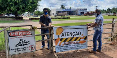 Fiscais da prefeitura de Rolim de Moura interditam pistas de caminhada por causa do...