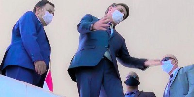 Em vídeo de reunião ministerial, Bolsonaro teria dito 'Não vou esperar f.... alguém...