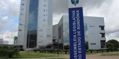 ALE-RO aprova projeto de lei que reduz mensalidades escolares durante período de...