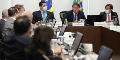 Governadores apoiam veto a reajustes de salário para servidores