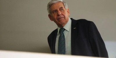 Militares não vão dar golpe ou fazer intervenção, diz general Heleno