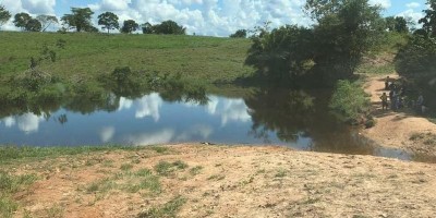 Mergulhadores do Corpo de Bombeiros localizam corpo de jovem em represa na zona rural de...
