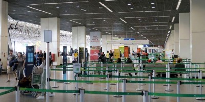 Governo proíbe entrada de estrangeiros no país por 30 dias em ação combate ao...