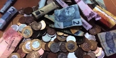 Ladrões furtam cofrinho de doações de padaria em Vilhena
