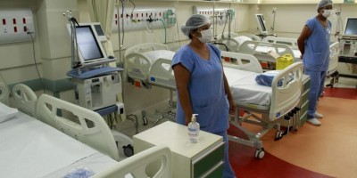 Leitos de UTI são ativados no Hospital de Amor em Porto Velho para atender pacientes com...