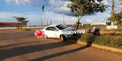 Bandidos roubam alimentos em restaurante e na fuga se envolvem em acidente