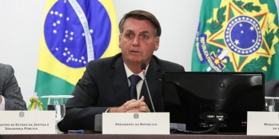 Bolsonaro diz que irá vetar extensão do auxílio emergencial se valor permanecer em R$...