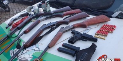 Polícia Militar Ambiental apreende verdadeiro arsenal de arma de fogo na Zona Rural de...