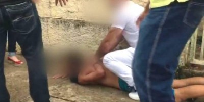 Após ter salão invadido, cabeleireiro persegue ladrão de 59 anos e o imobiliza até...