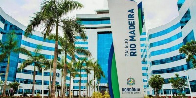 Governo decreta distanciamento social controlado e aulas seguem suspensas até 31 de...