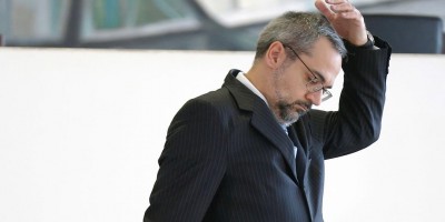 Investigado por defender prisão de ministros do STF, Abraham Weintraub anuncia demissão...
