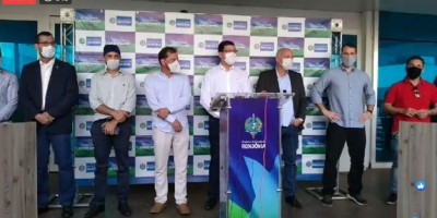 Ao vivo: Coletiva de imprensa sobre o decreto isolamento restritivo que entrará em vigor...