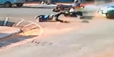 Câmera registra grave acidente entre moto e carro em Goias; veja o vídeo