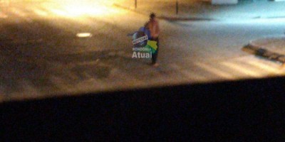 Indivíduo chama mulher parar fumar pedra de crack e a estupra no meio da rua em...