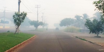 Veja o vídeo: Incêndio criminoso deixa Rolim de Moura coberta de fumaça e população...