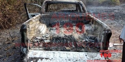 Corpo carbonizado é encontrado em carroceria de caminhonete na zona rural de Alto...