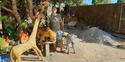 Escultor rolimourense chama atenção dos amantes das artes 