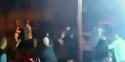 Homem chega em bar causando confusão e ataca cliente a golpe de facão
