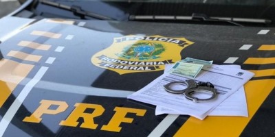 PRF prende motorista por uso de documento falso em São Miguel do Guaporé