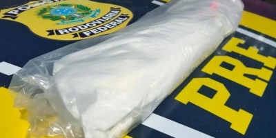 Mulher 'rouba' cocaína de traficantes e é presa pela PRF em Ji-Paraná