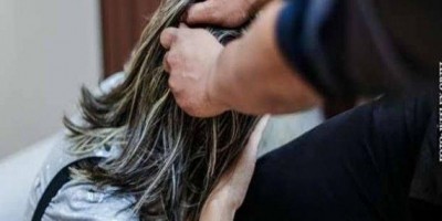 Dona de casa é espancada ao acordar marido para ele ir trabalhar