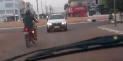 Internauta flagra motorista dirigindo em marcha à ré em ruas de Rolim de Moura; veja o...