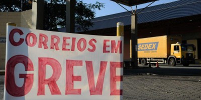 Funcionários dos Correios entram em greve em todo o Brasil