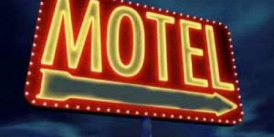 Orgia em motel termina em espancamento na BR-364 em Ariquemes