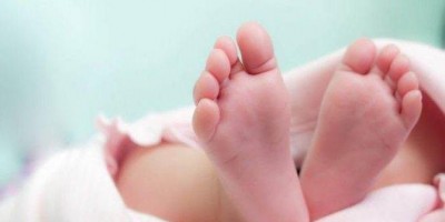 Homem foge após agredir esposa e ameaçar matar bebê de dois meses