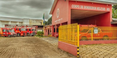 Ouro Preto: Mãe leva bebê afogada a quartel e bombeiros conseguem reanimá-la