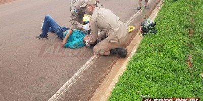 Passageiro se desiquilibra e cai após motociclista saltar quebra-molas na RO-010, em...