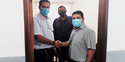 Fabrício Melo visita Aldo Júlio e o parabeniza pela eleição a prefeito de Rolim de...