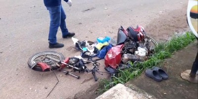 Moto se parte ao meio e motociclista fica em estado grave após violento acidente em...
