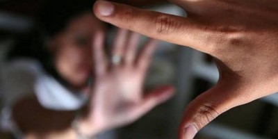 Criminoso invade hotel e estupra jovem que dormia dentro de quarto