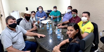 Vereadores eleitos fazem visita a Fabrício Melo e cobram abertura da UPA e do CEO