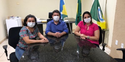 Prefeitura de Rolim de Moura implanta Piso Salarial Nacional e professores comemoram