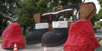 Ji-Paraná começa a receber decoração natalina