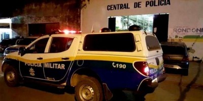 Homem sofre tentativa de homicídio e, em desespero, foge deixando mulher e filhos no...