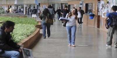 MEC muda retorno das aulas presenciais nas universidades federais para 1º de março