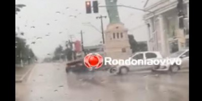 Vídeo registra acidente após motorista furar sinal vermelho em Porto Velho