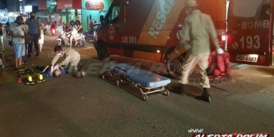 Motociclista fratura perna em acidente trânsito registrado em Rolim de Moura