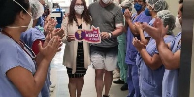 Governador e primeira-dama estão curados da covid-19 e recebem alta do hospital