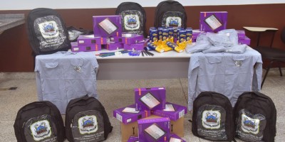 Agentes de Saúde de Rolim de Moura recebem uniformes, tabletes e outros equipamentos de...